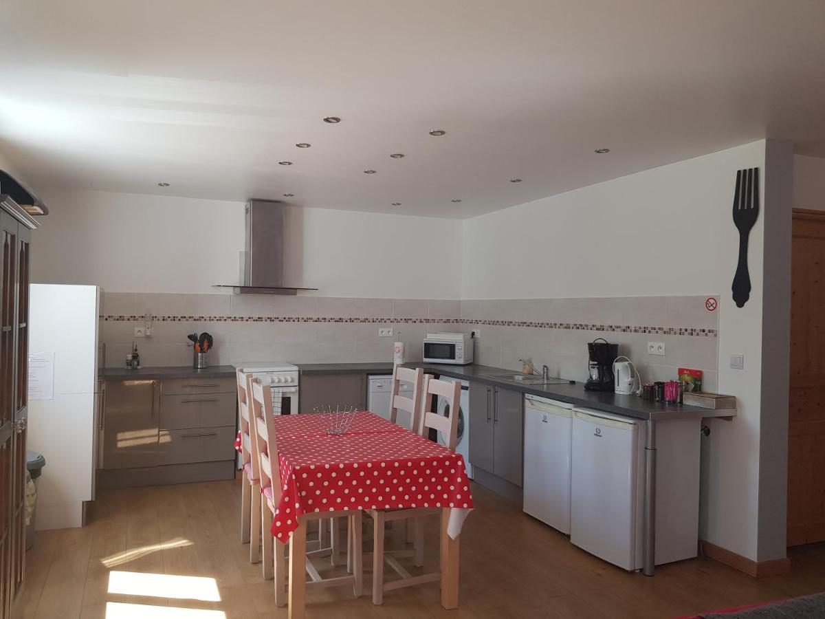 Les Trois Lions Appartement Foix Buitenkant foto